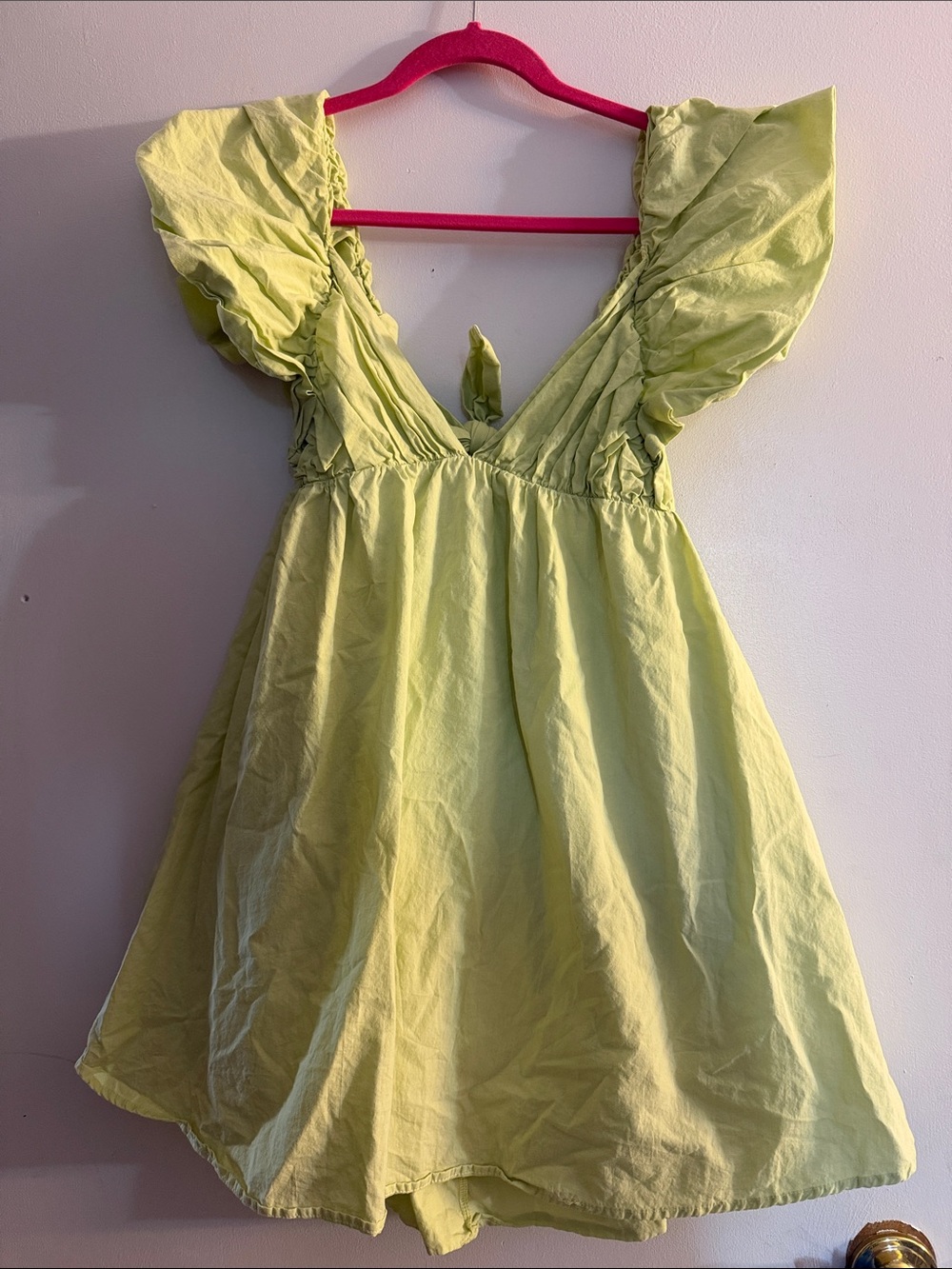 En;semble size medium Lime Green Ruffle Sleeve Summer Dress